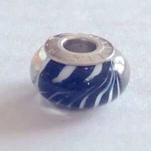 Chamilia Black and White Glass Charm Zebra Murano Lampwork Sterling Bead